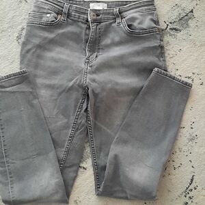 H&M Gray Washed Slim Fit Denim Jeans~5Pocket Design Size 6